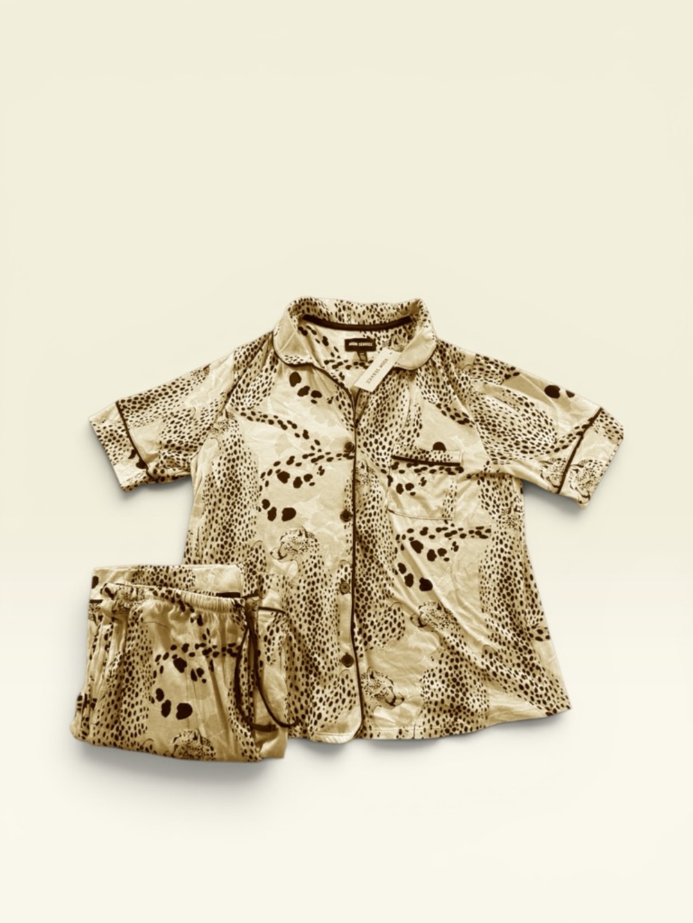 NWT Room Service 2-Piece Notch Collar Pajama Set - Cheetah Print - Size M